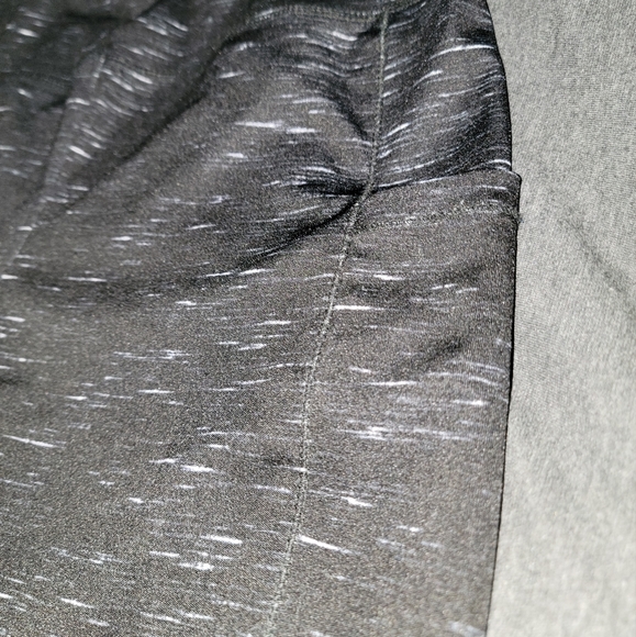 Shosho Full Length Pocket Leggings - 2XL - Black Print - Picture 5 of 7